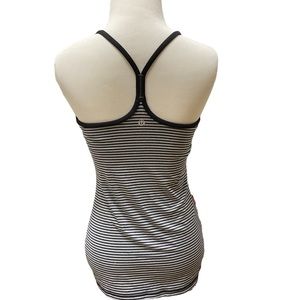 Lululemon tank size 8